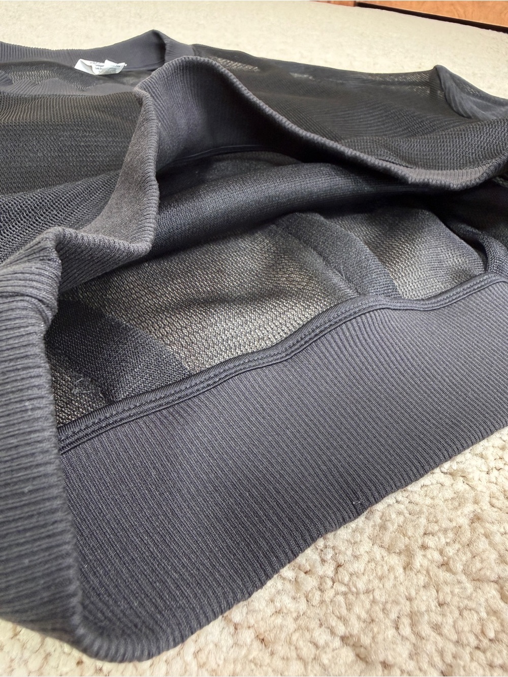 ALO Yoga Row Long Sleeve Black Mesh Athletic Crop Pullover Sheer Top - Picture 13 of 17